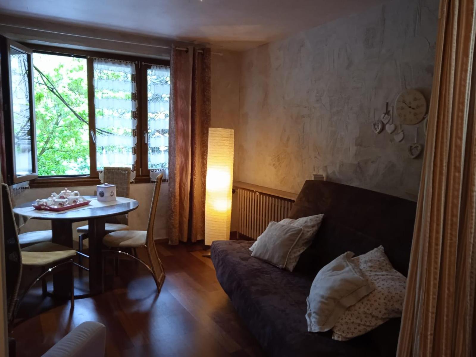 & Les Loges Du Capucin Apartment *