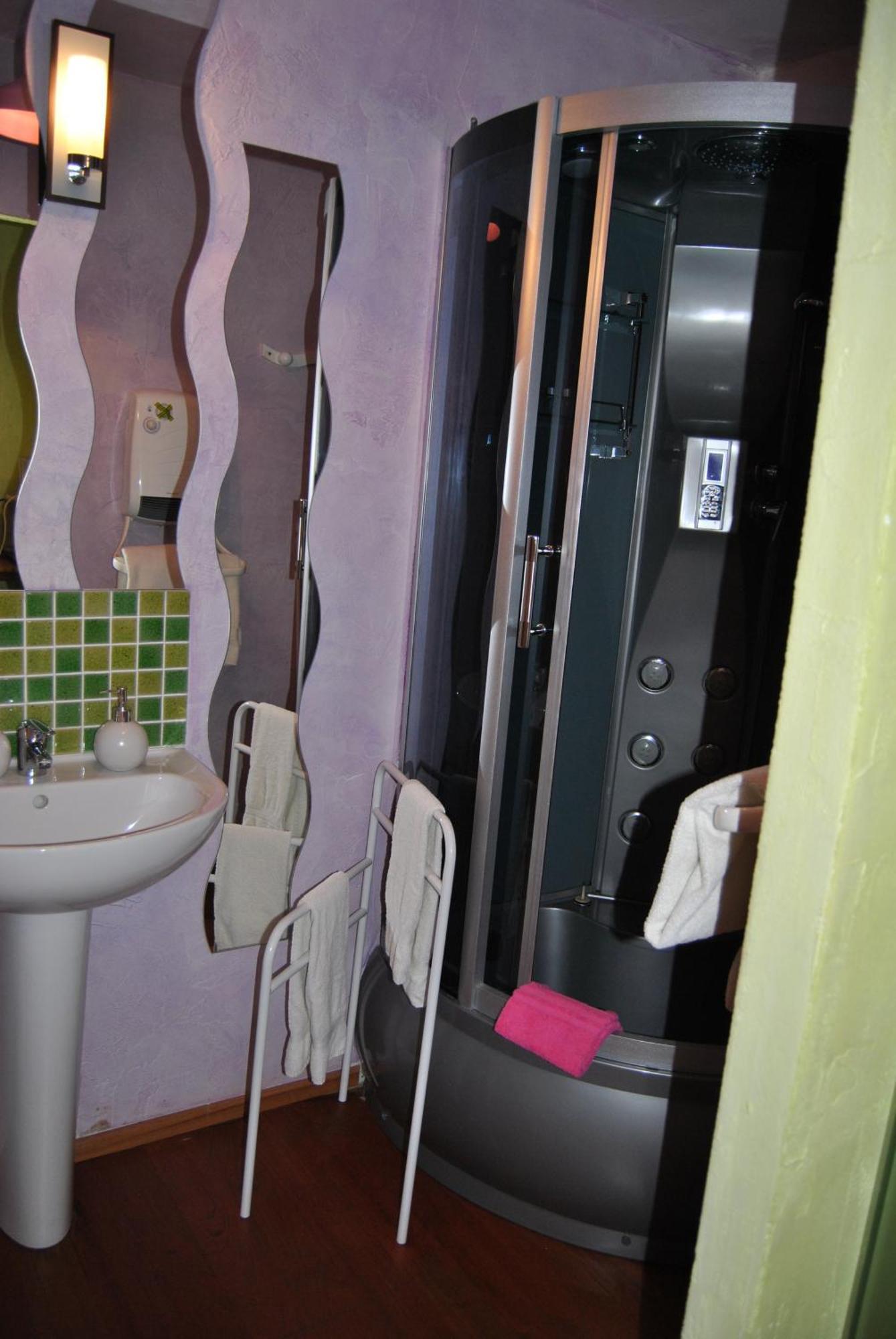 & Les Loges Du Capucin *